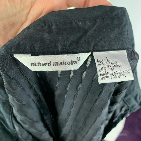 Richard Malcolm sleeveless shirt - Picture 2 of 5